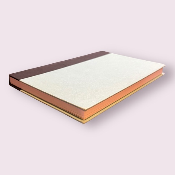 The Exile Graphic Novel - hardcover Diana Gabaldon Outlander Series - Picture 3 of 3